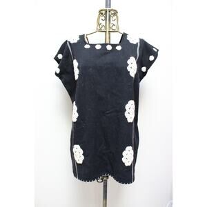 Carolina K Black Knit Crochet Poncho Boxy Top Size Medium